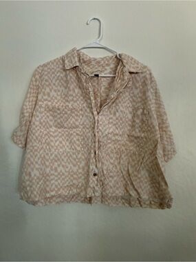 Universal Thread Beige and Cream Printed Button Shirt